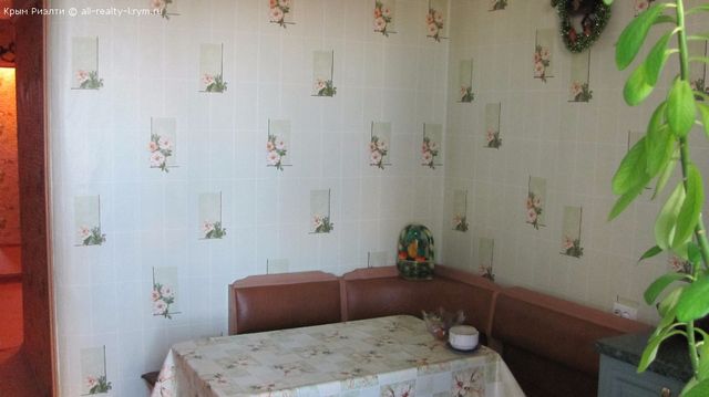 Объявления Крыма Севастополь. Продам 3х ком квартира в б. казачья. Цена: 65000р.