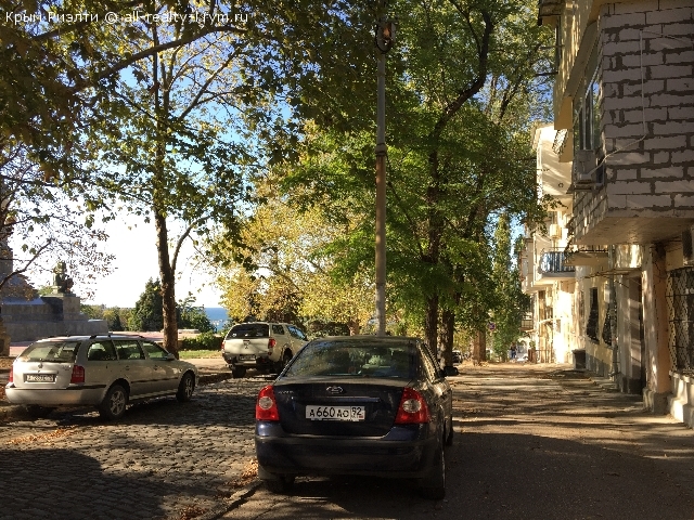 Объявления Крыма Севастополь. Продам 3х комнатная квартира в самом центре Севастополя. Цена: 180000р.