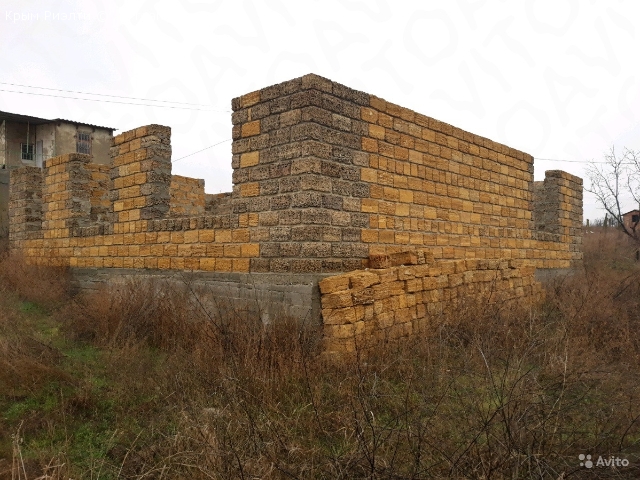 Объявления Крыма Феодосия. Продажа Дача 1-этажныйдом100 м²(экспериментальные материалы)на участке6 сот.,в черте города. Цена: 600000.00р.