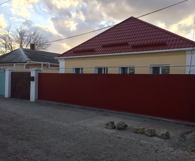 Объявления Крыма Нижнегорский. Продажа Дом 104 кв.м.. Цена: 4200000р.