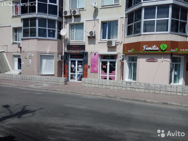 Объявления Крыма Симферополь. Сдам в аренду Комм. помещение, 80м² центр,три выхода Собственник. Цена: 75000р.