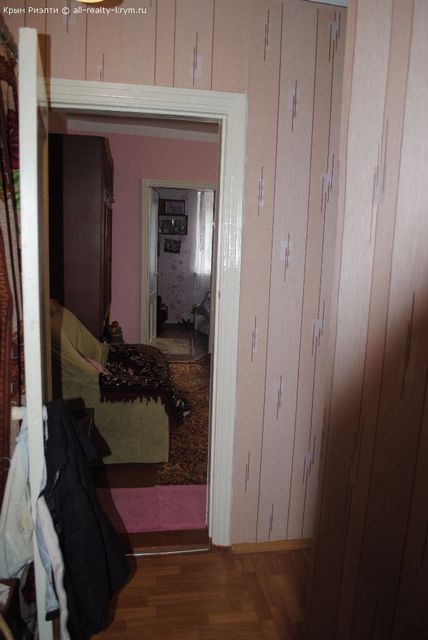Объявления Крыма Севастополь. Продам квартира 2х ком. на 10 км в севастополе. Цена: 50000р.