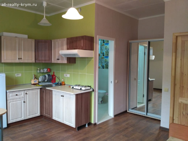 Объявления Крыма Ялта. Продажа * квартиру 90 м.кв. (45+45м.кв) в Ялте ул.Григорьева.. Цена: 5900000р.