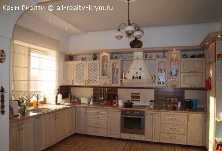 Объявления Крыма Симферополь. Продам Продаётся шикарный 2-х этажный дом в красивом, экологически чистом месте с. Перевальное. Цена: 295669р.