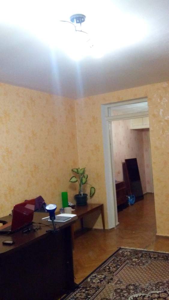 Объявления Крыма Симферополь. Продам Свою 2-х комнатную кв. в центре Симферополя. Цена: 82000р.
