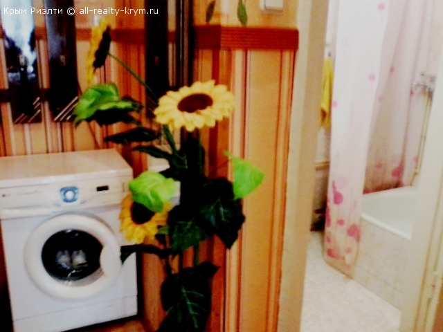 Объявления Крыма Феодосия. Продам Свою 2-хком.кв. в Феодосии. Цена: 60000р.