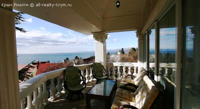 Объявления Крыма Алушта. Продажа Продажа виллы у моря в Алуште. Цена: 35000000р.