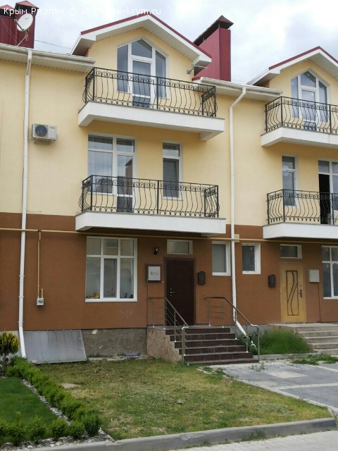 Объявления Крыма Симферополь. Продажа Таунхаус с качественным ремонтом специально для Вас. Цена: 208000р.