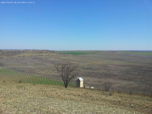 Объявления Крыма Бахчисарай. Продам Земля ЛКХ 55 га в отличном месте. Цена: 5р.